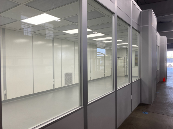 ISO 6 Clean Room with large windows